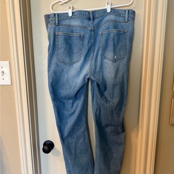 Hatch Distressed boyfriend maternity jeans - Picture 2 of 3